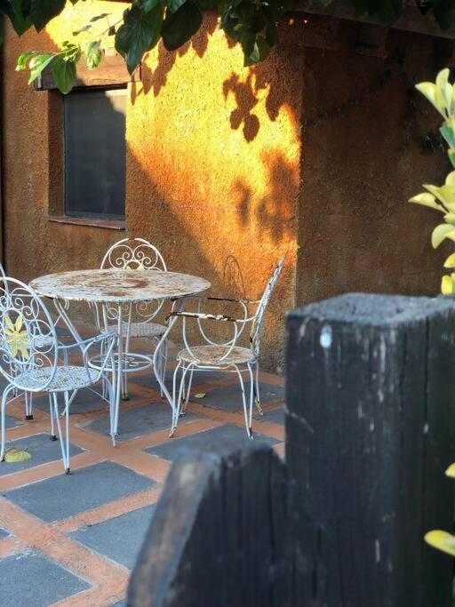 Casa Rural En El Campo Las Dalias Tordera Exterior photo